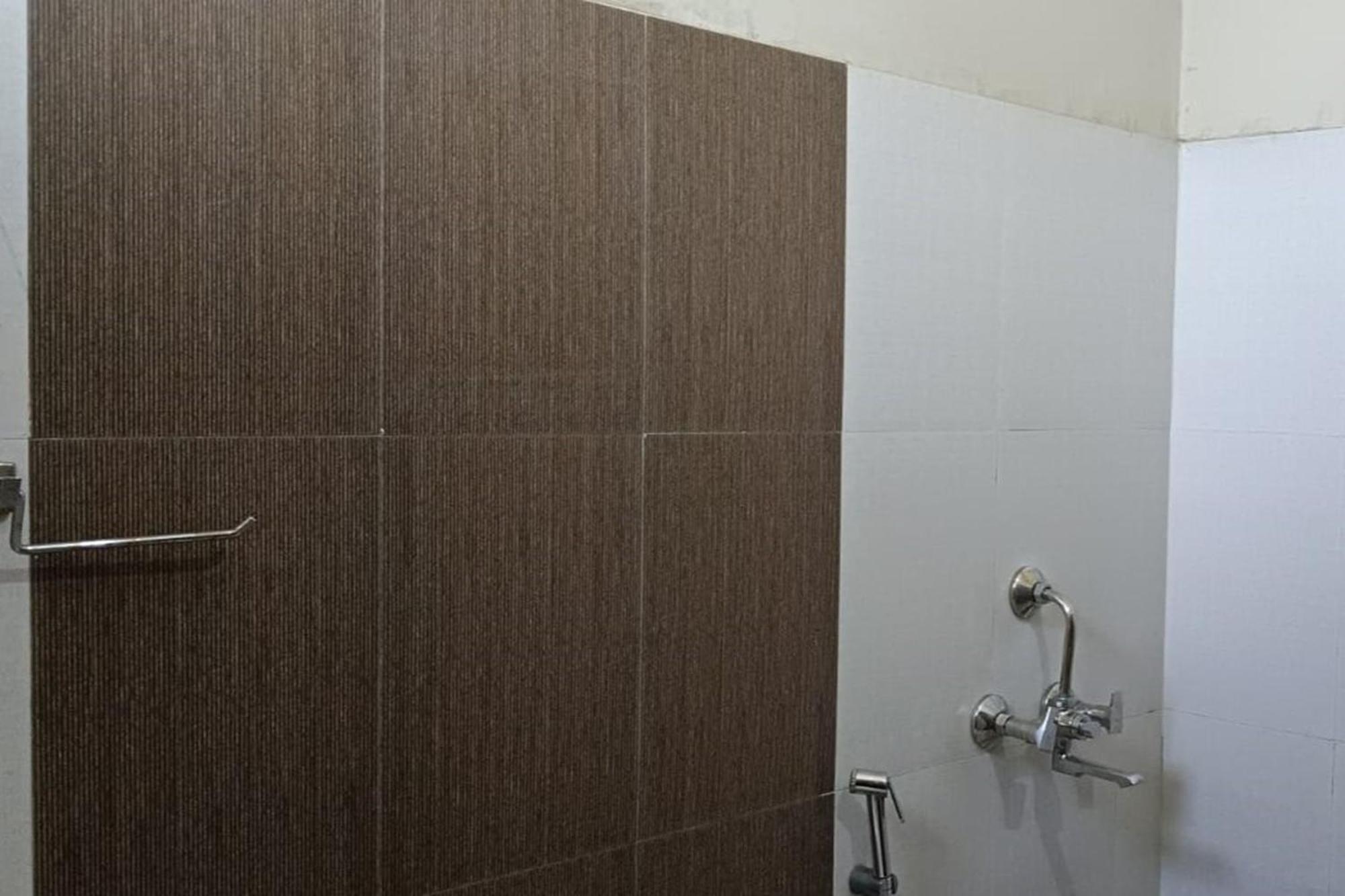 Hotel Shree Kanta Gurgaon Esterno foto