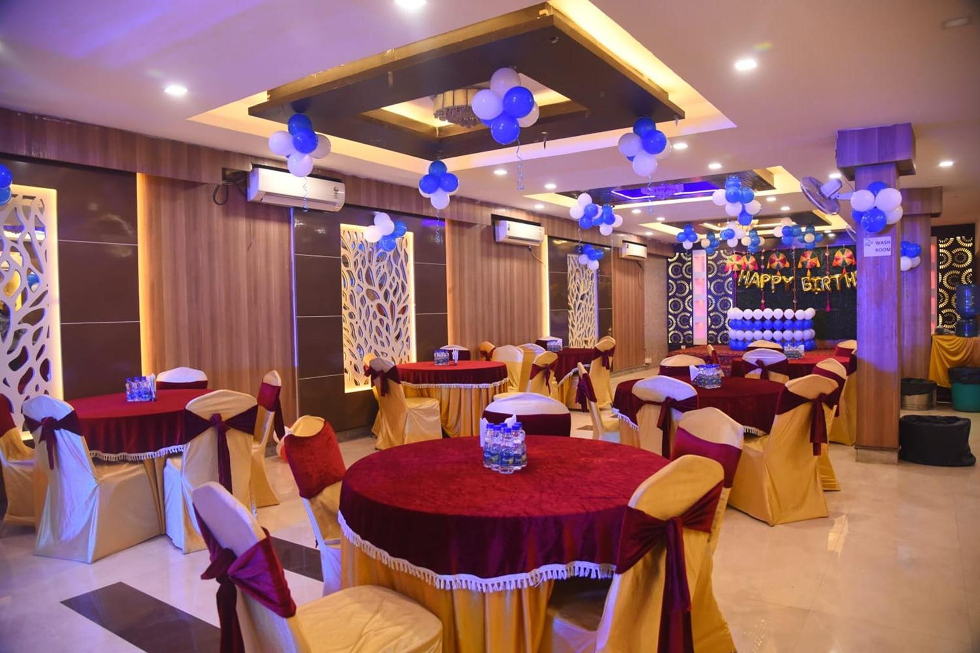 Hotel Shree Kanta Gurgaon Esterno foto