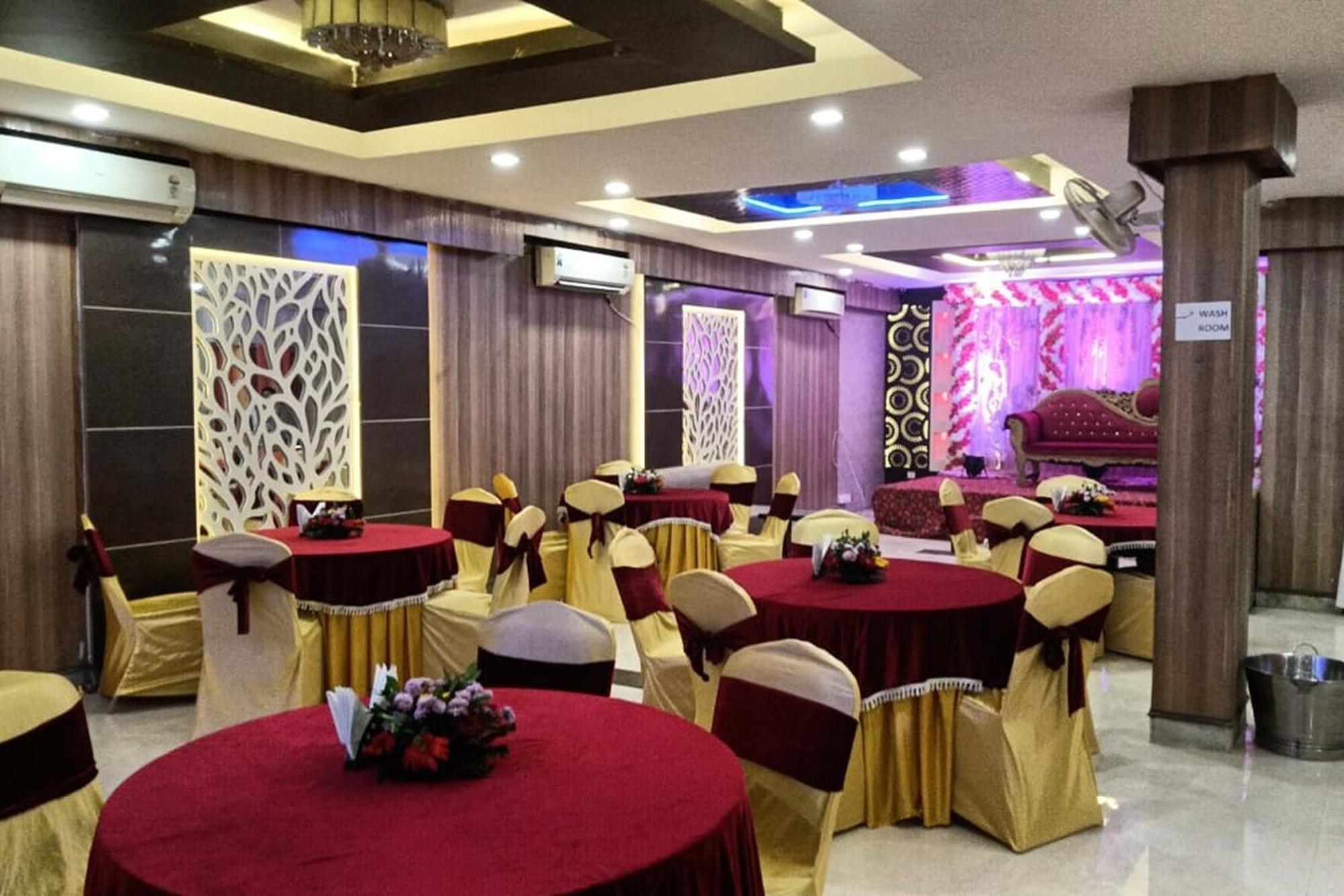 Hotel Shree Kanta Gurgaon Esterno foto