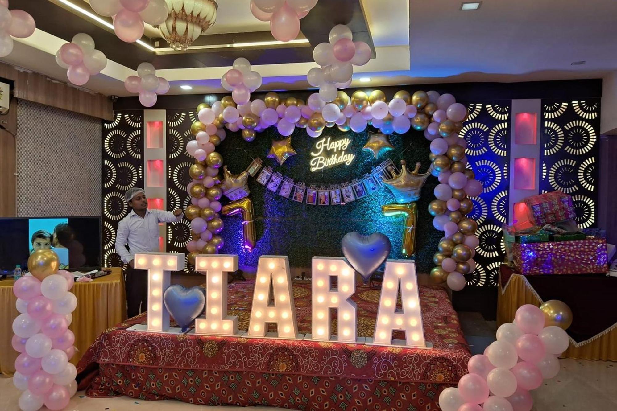 Hotel Shree Kanta Gurgaon Esterno foto