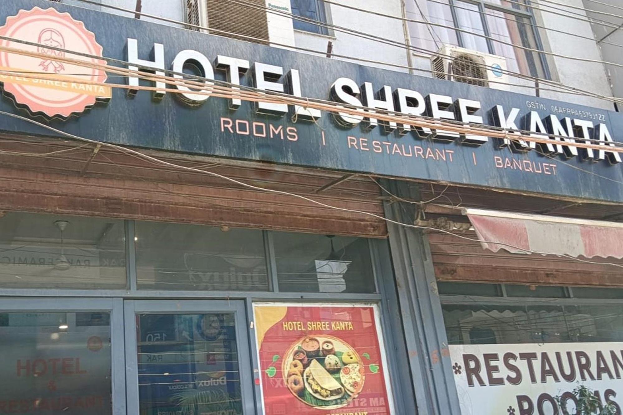 Hotel Shree Kanta Gurgaon Esterno foto