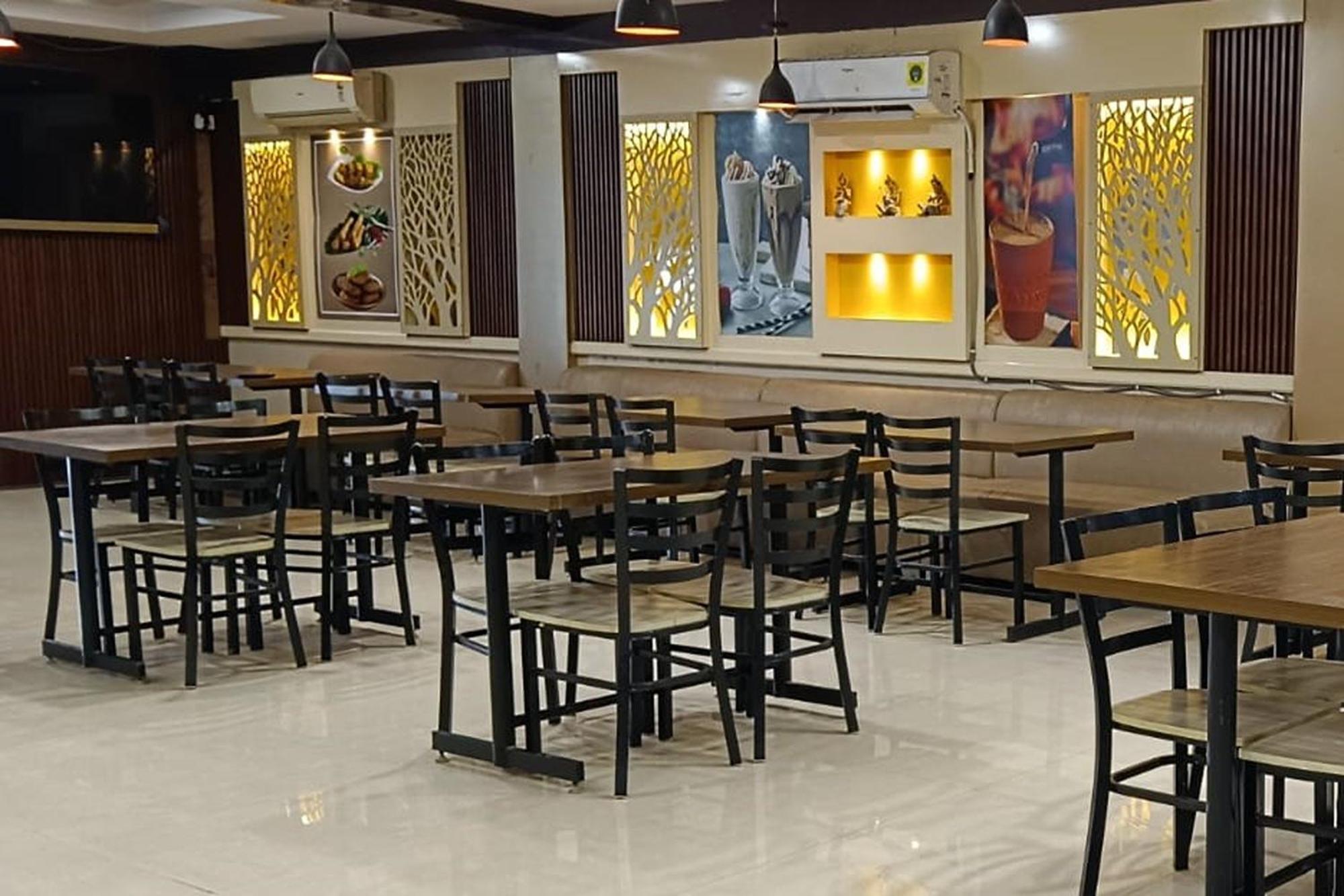 Hotel Shree Kanta Gurgaon Esterno foto